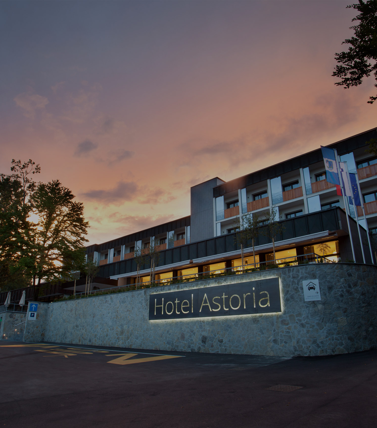 Astoria-banner